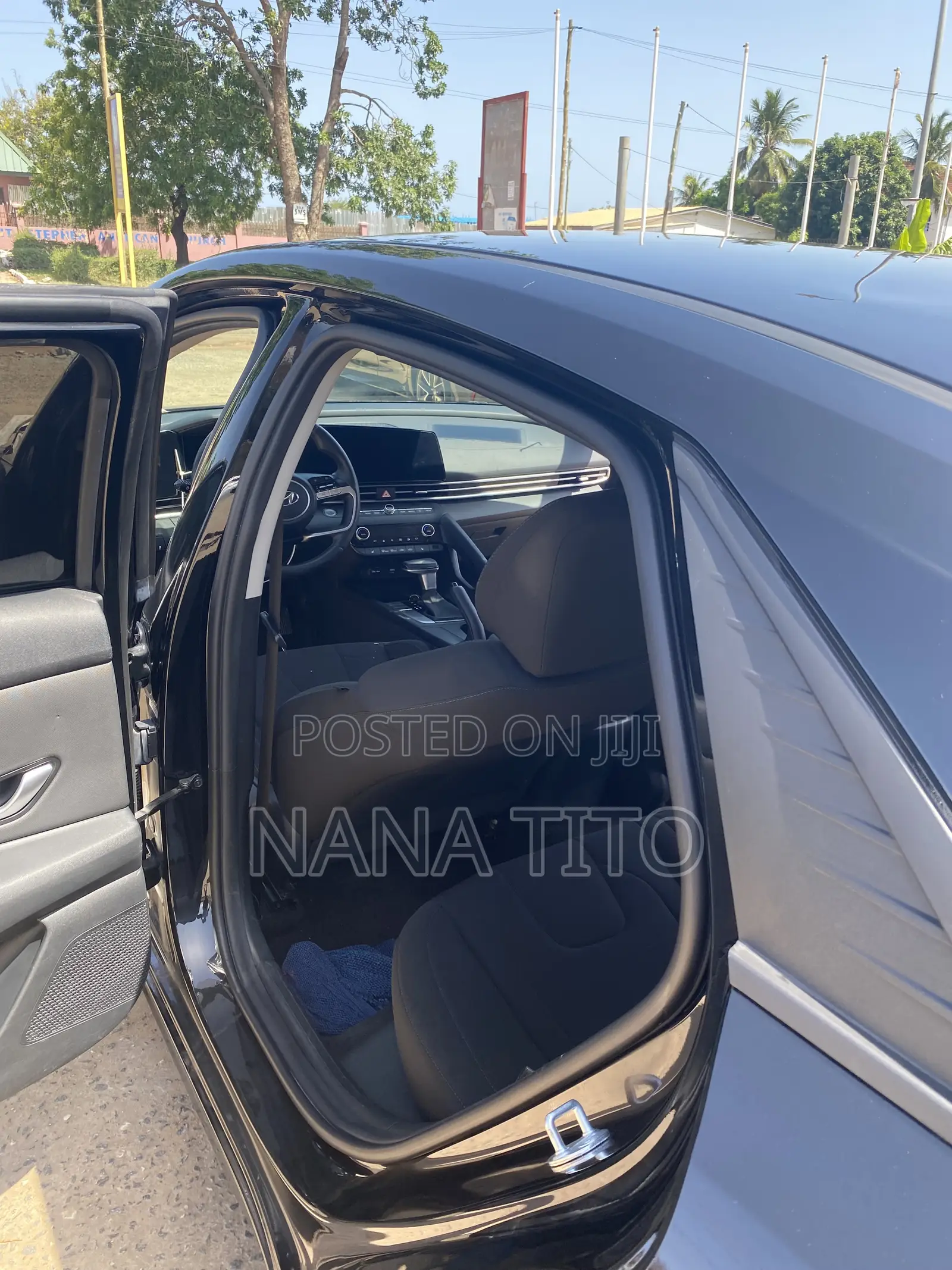 Hyundai Elantra SE 2023 Black