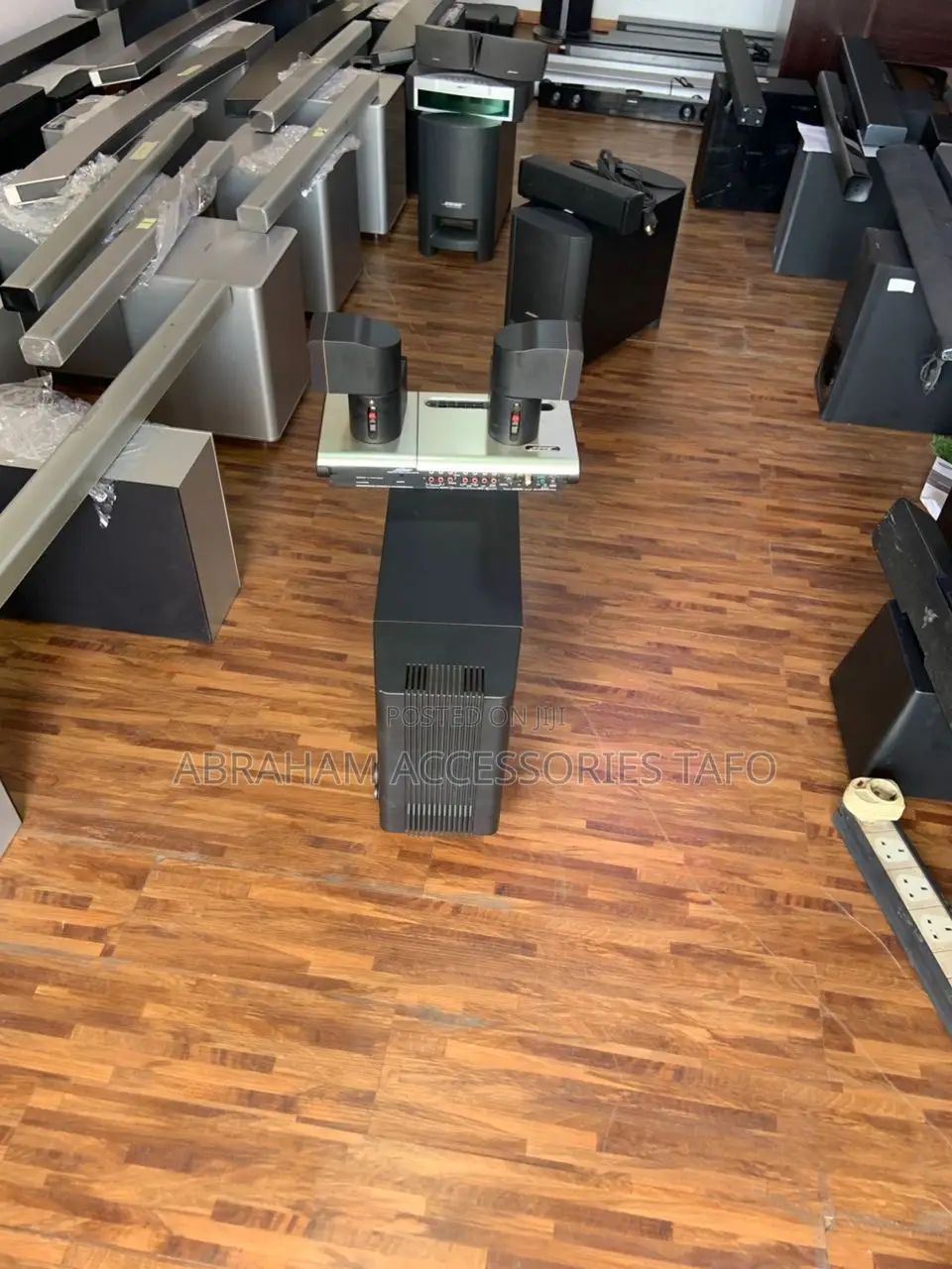 Bose Powered Acoustimass 5 Series LLL