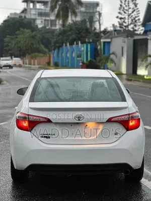 Toyota Corolla 2016 White
