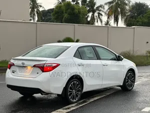 Toyota Corolla 2016 White