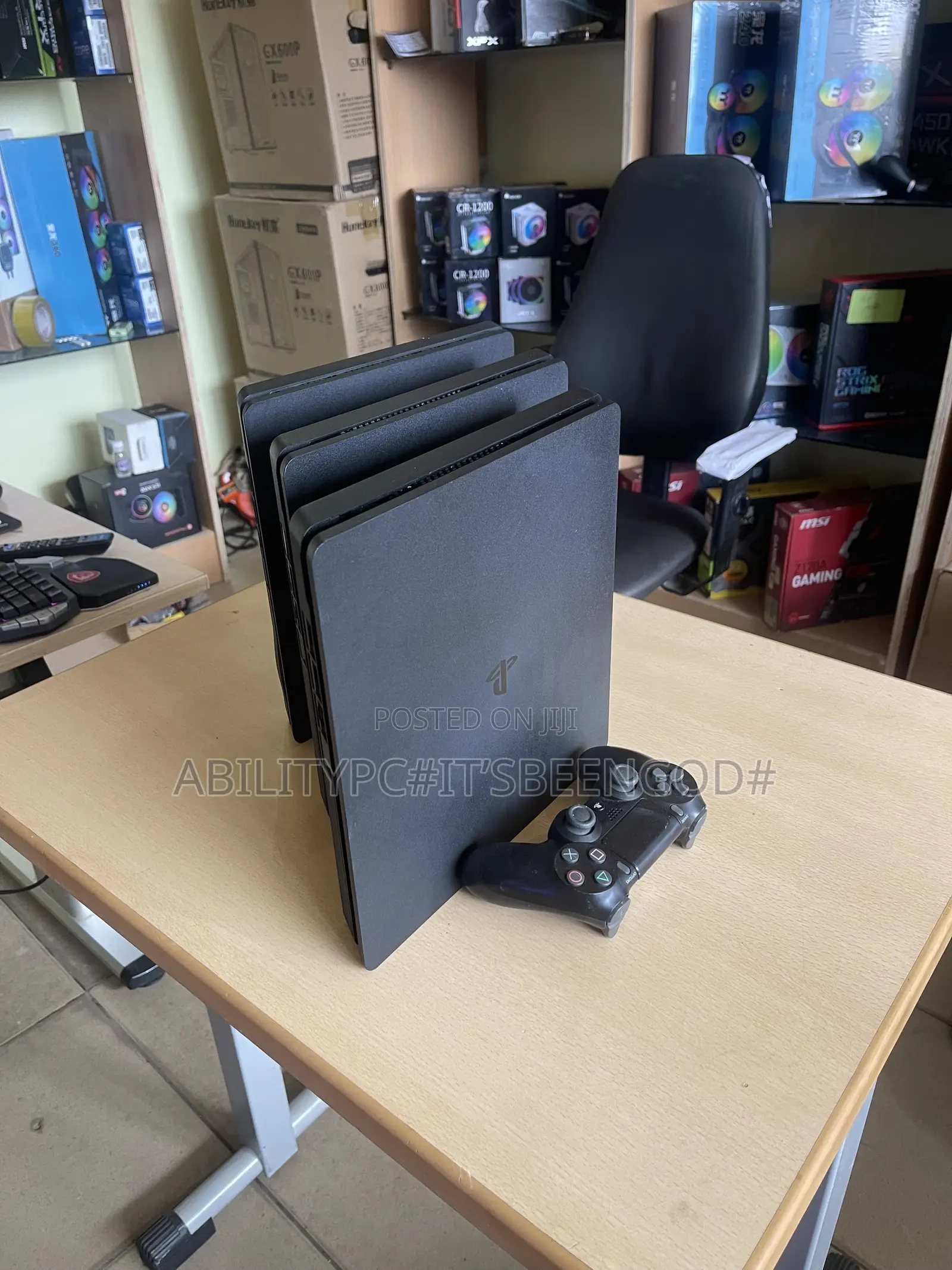 Ps4 Console