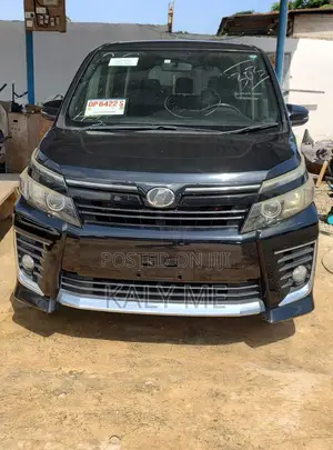 Toyota Voxy SV Premium 2014 Black