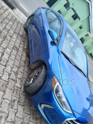 Hyundai Elantra 2017 Blue
