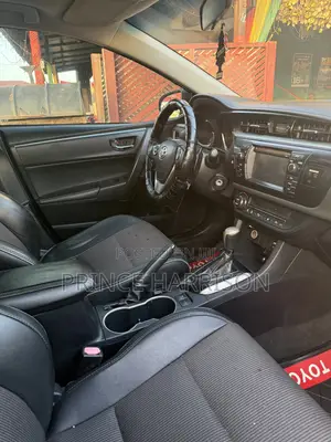 Toyota Corolla S 4dr Sedan (1.8L 4cyl CVT) 2016 Black