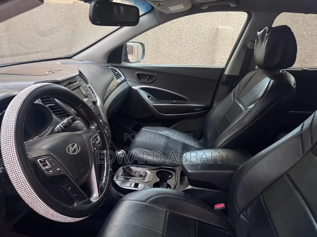 Hyundai Santa Fe 2013 Gray