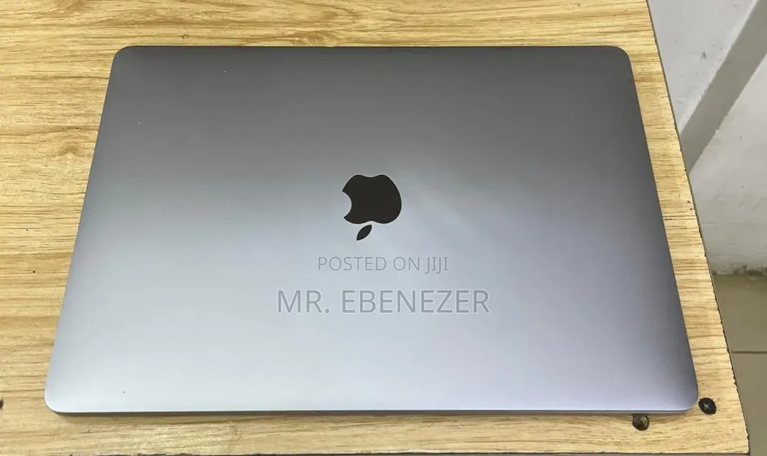 New Laptop Apple MacBook Pro 2019 16GB Intel Core i9 SSD 1T