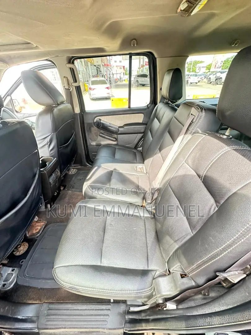 Ford Explorer 2009 Black