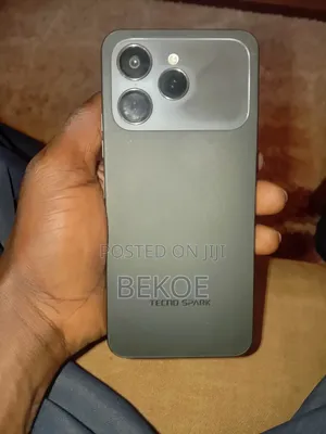 Tecno Spark 40 128 GB Black