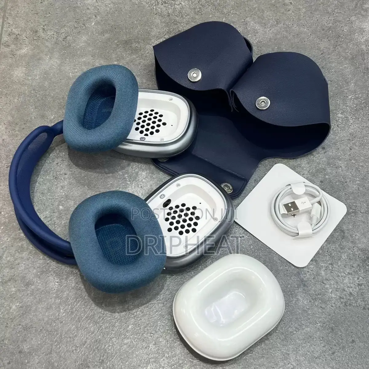 Apple Airpods Max - With Detachable Ear Pads