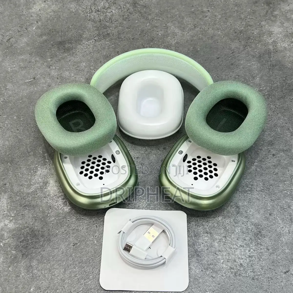Apple Airpods Max - With Detachable Ear Pads