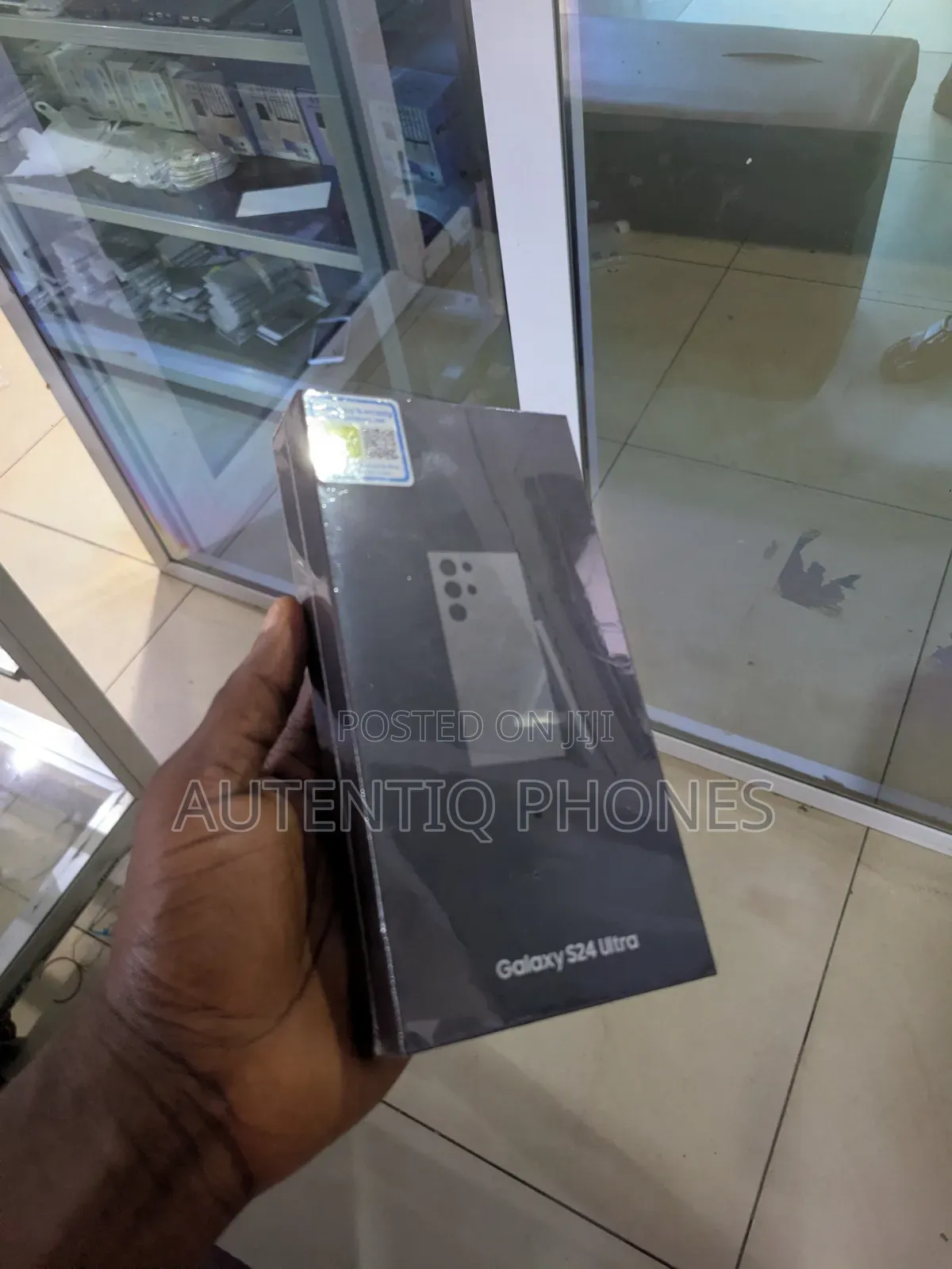 New Samsung Galaxy S24 Ultra 256 GB Gold
