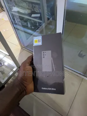 New Samsung Galaxy S24 Ultra 256 GB Gold