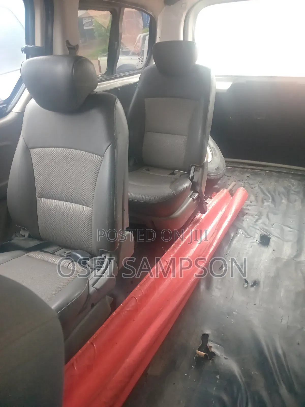 Hyundai H1 2015 White