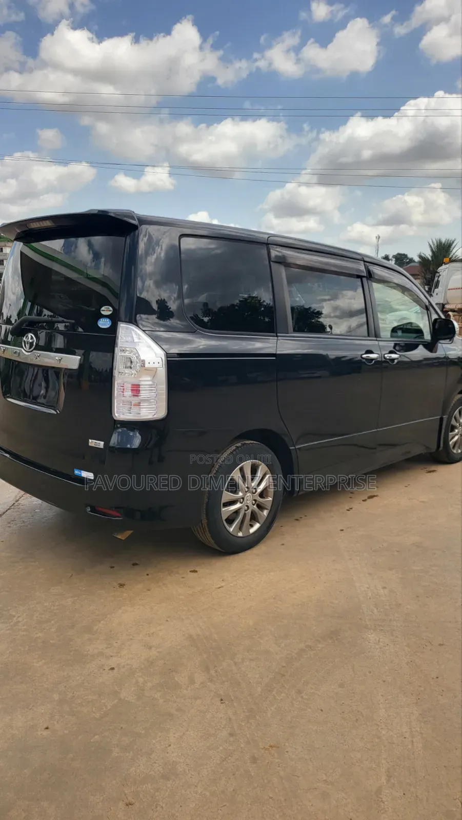 Toyota Voxy 2013 Black