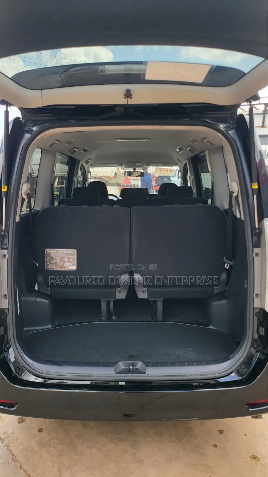 Toyota Voxy 2013 Black
