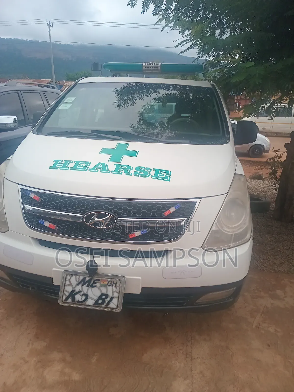 Hyundai H1 2015 White