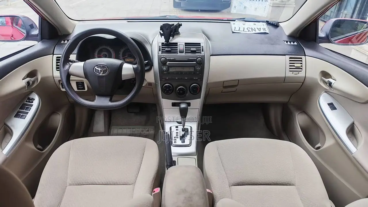 Toyota Corolla S 4dr Sedan (1.8L 4cyl 4A) 2012 Red