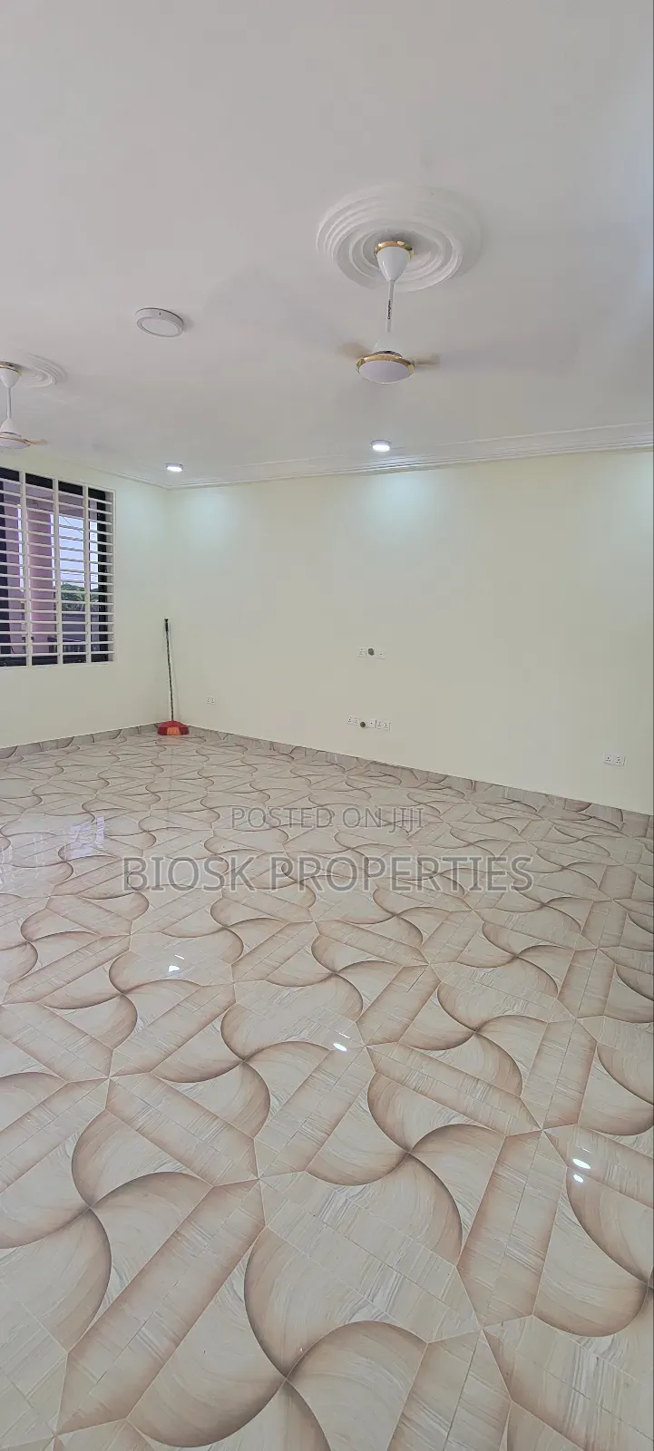 2bdrm Apartment in Biosk Properties, Pentecost for rent