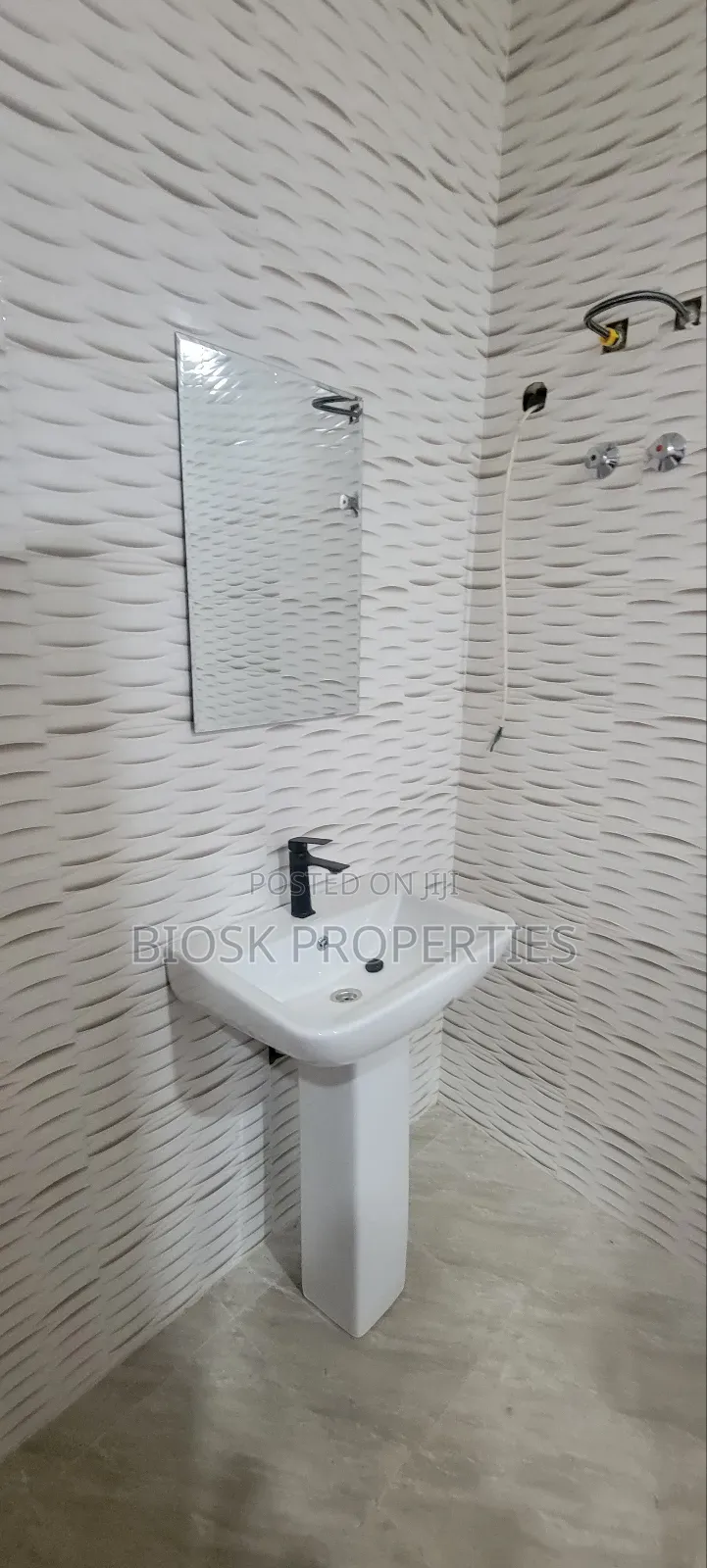 2bdrm Apartment in Biosk Properties, Pentecost for rent