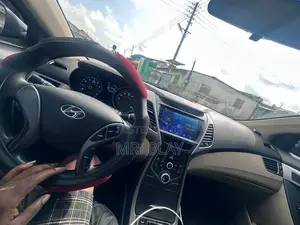 Hyundai Elantra 2016