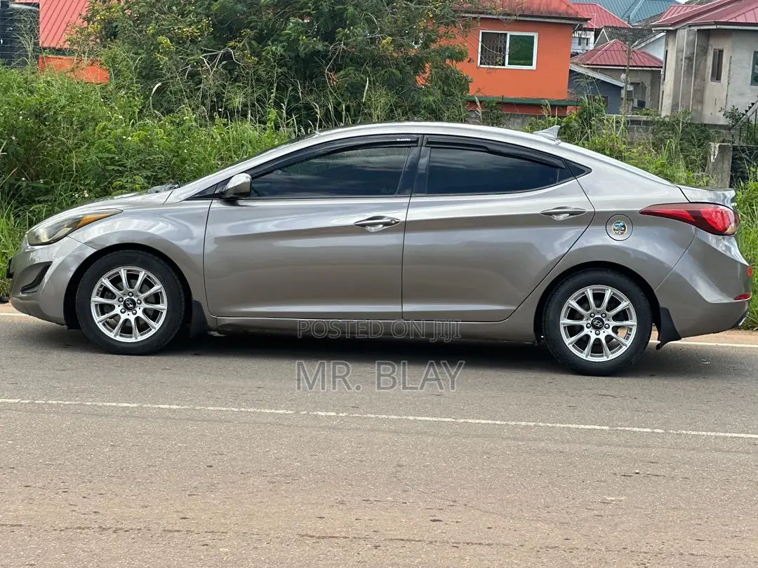 Hyundai Elantra 2016