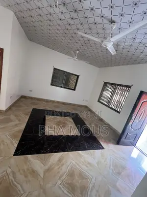 2bdrm Apartment in Achimota for rent