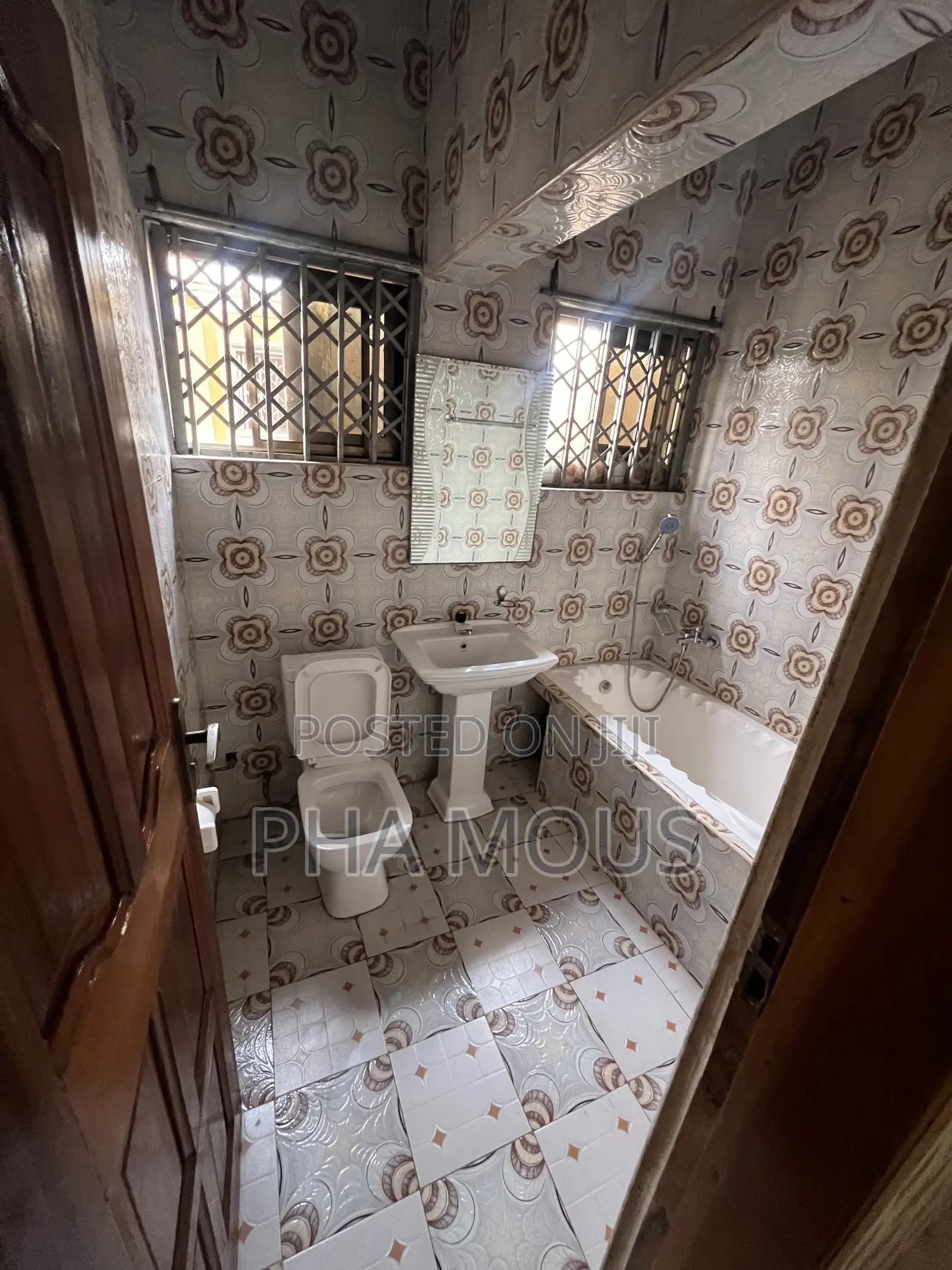 2bdrm Apartment in Achimota for rent