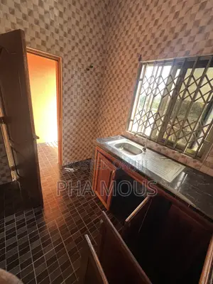 2bdrm Apartment in Achimota for rent