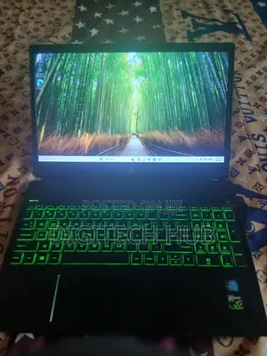 Laptop HP Pavilion 15-cs3063cl 8GB Intel Core i5 HDD+SSD 256GB
