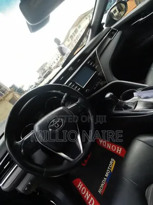 Toyota Camry 2018 Black