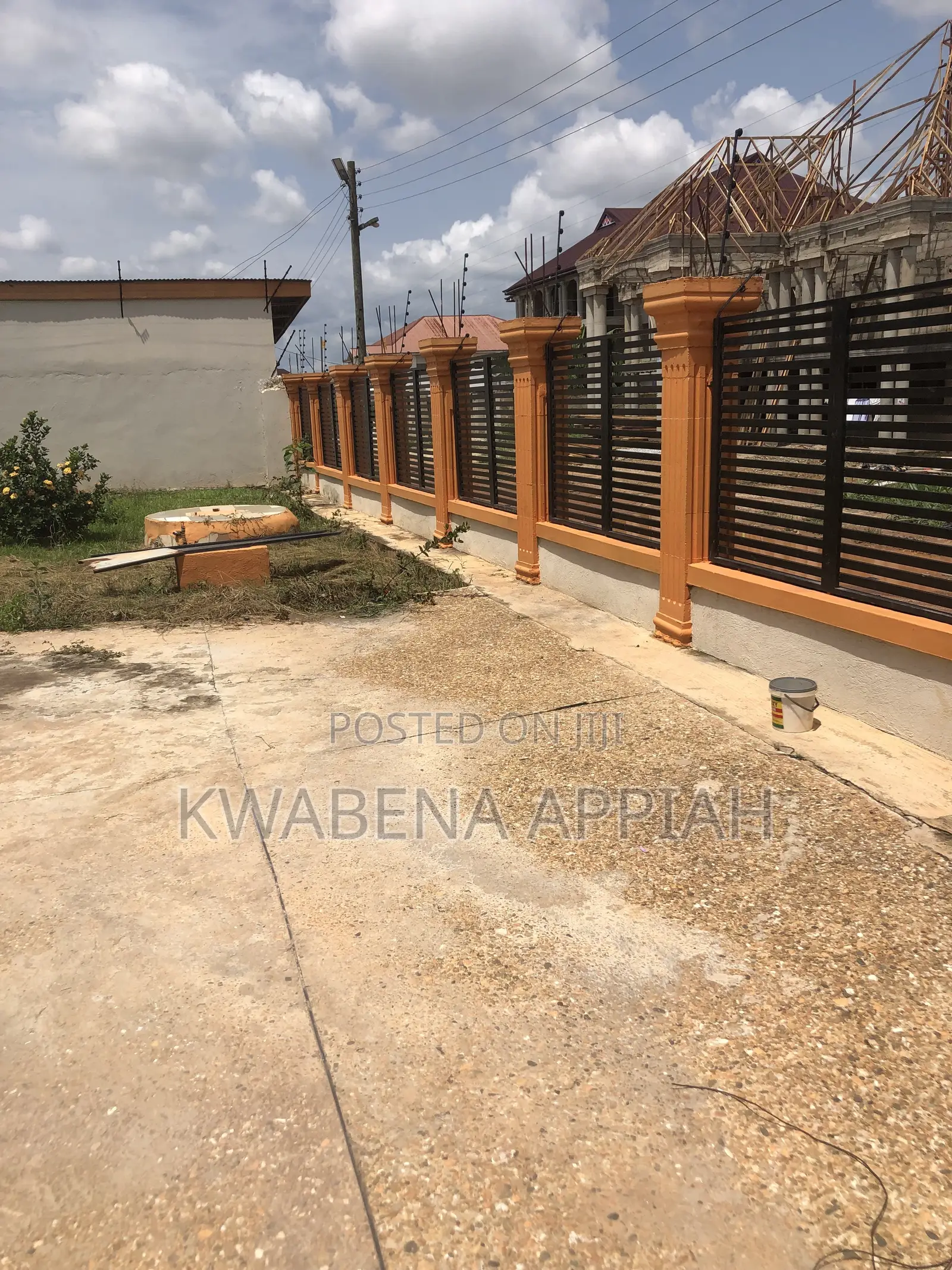 4bdrm Duplex in Mark Estate At, Kumasi Metropolitan for sale