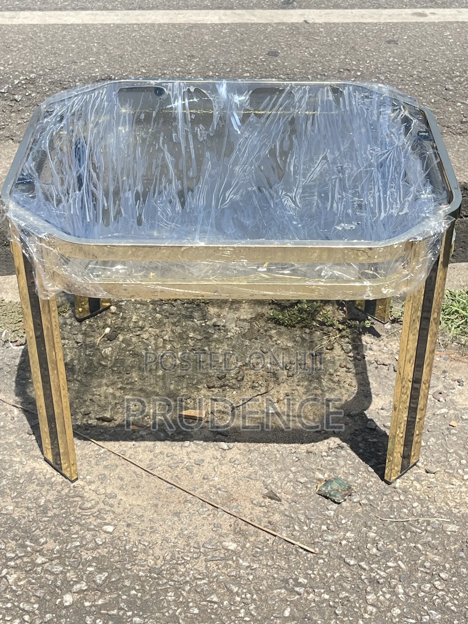 Small Size Center Table With a Double Layer Thick Glass Top
