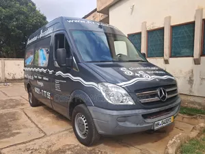 Mercedes-Benz Sprinter 2014 Black