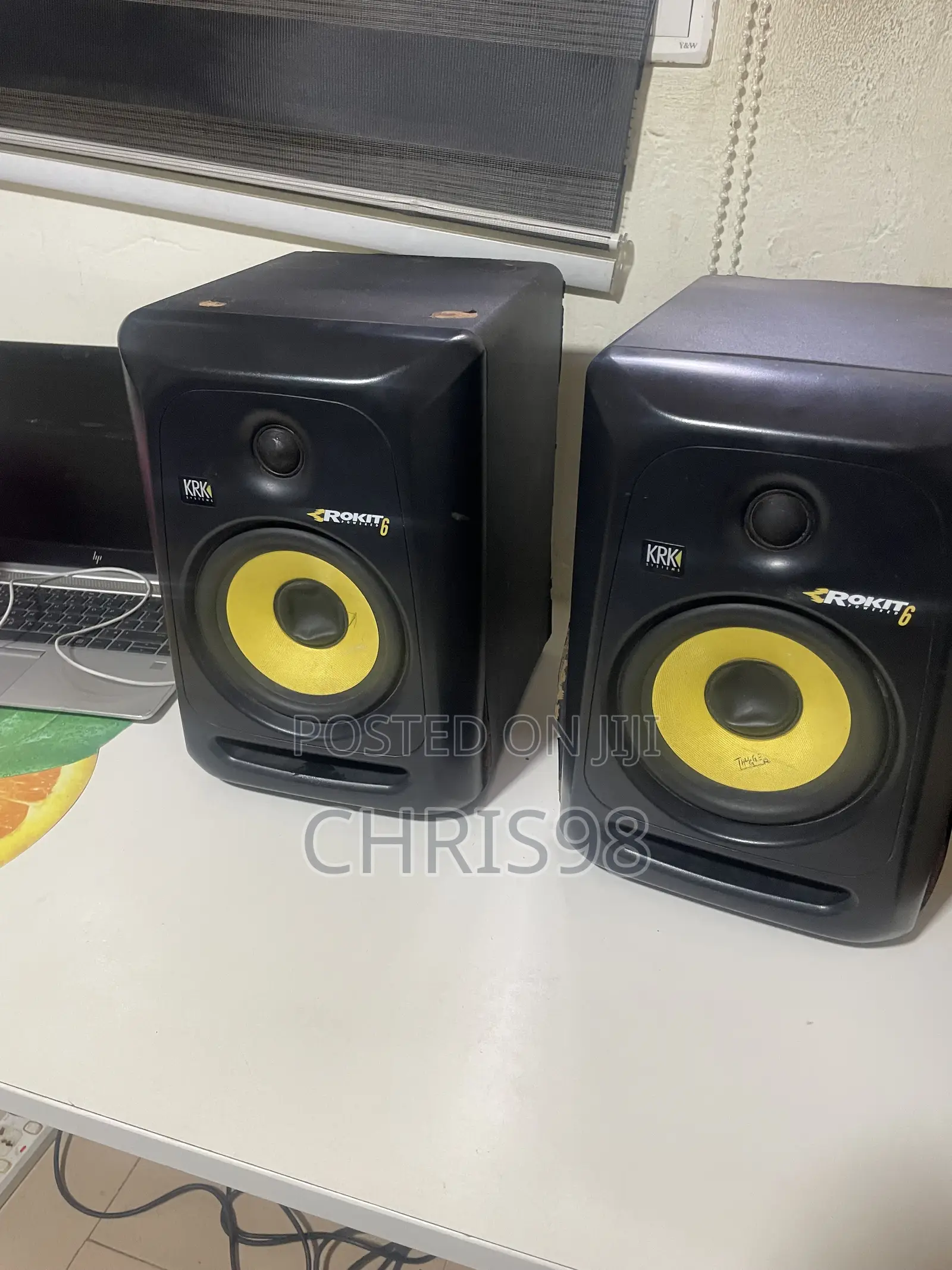 Rokit 6 Studio Monitors (Pair) - Excellent Condition