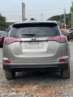 Toyota RAV4 2017 Gray