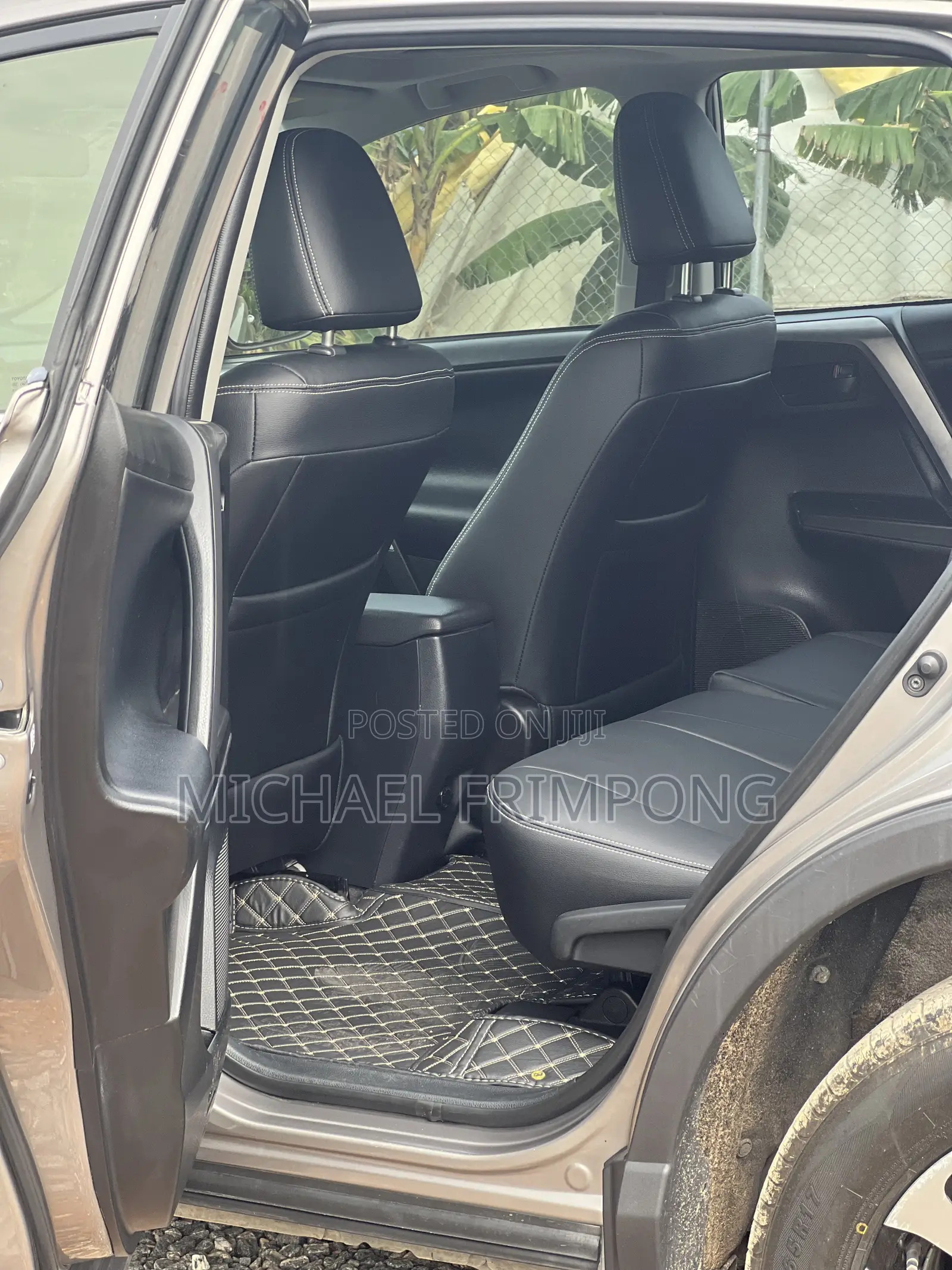 Toyota RAV4 2017 Gray