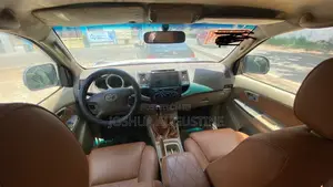 Toyota Fortuner 2009 White