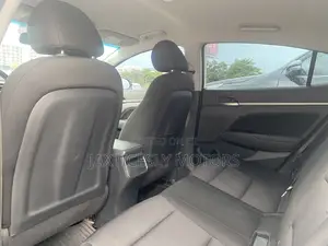 Hyundai Elantra Sport 2018 White