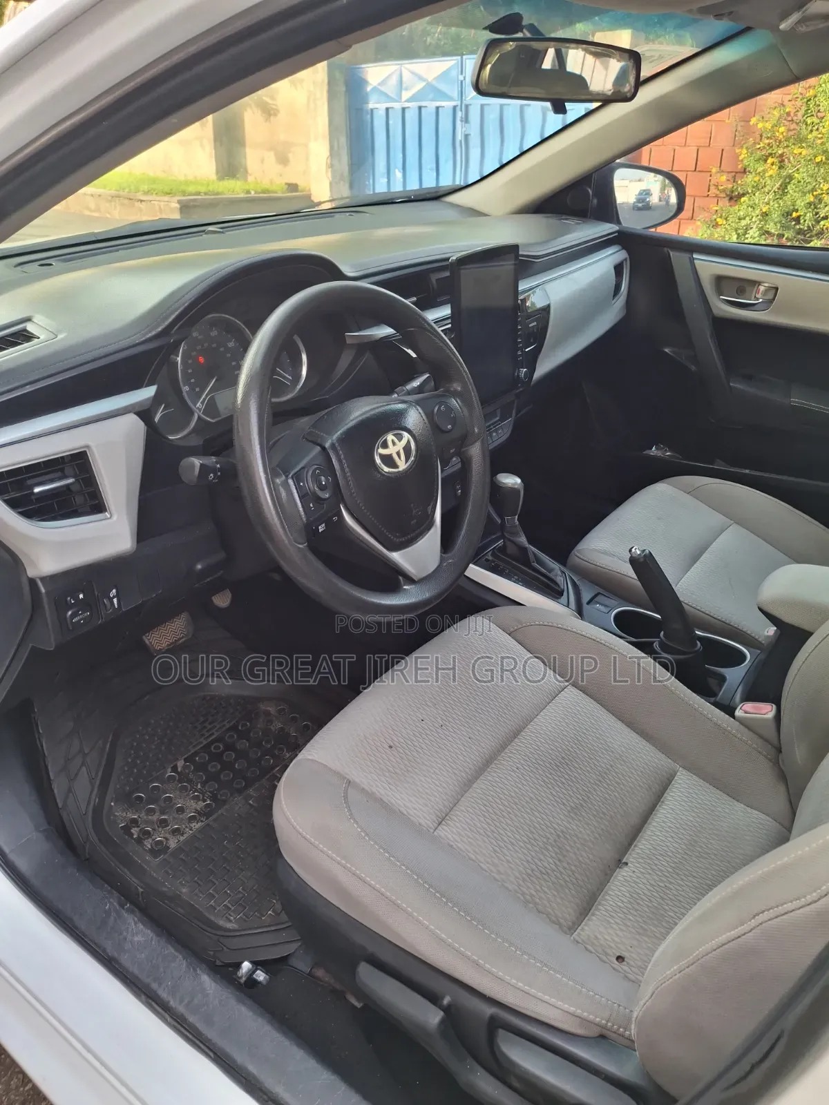 Toyota Corolla 2016 White