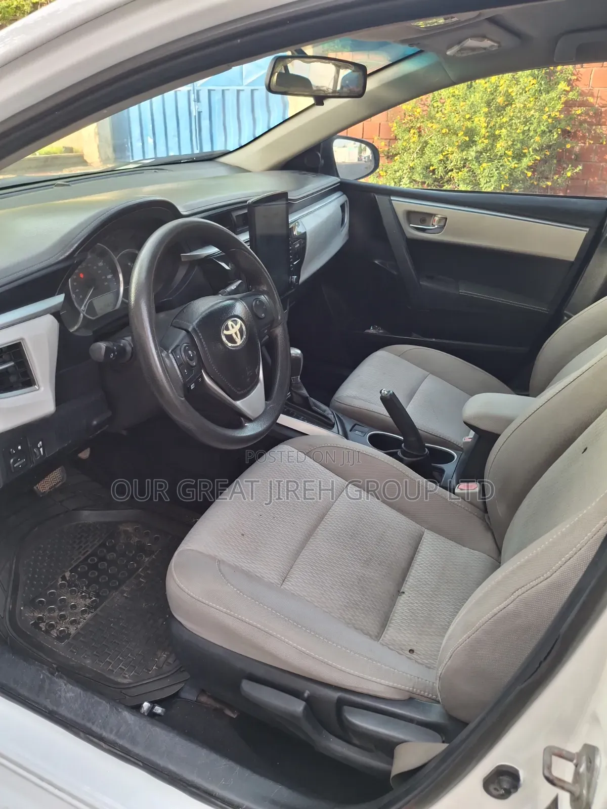 Toyota Corolla 2016 White