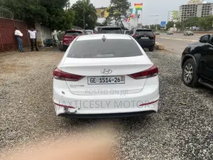 Hyundai Elantra Sport 2018 White