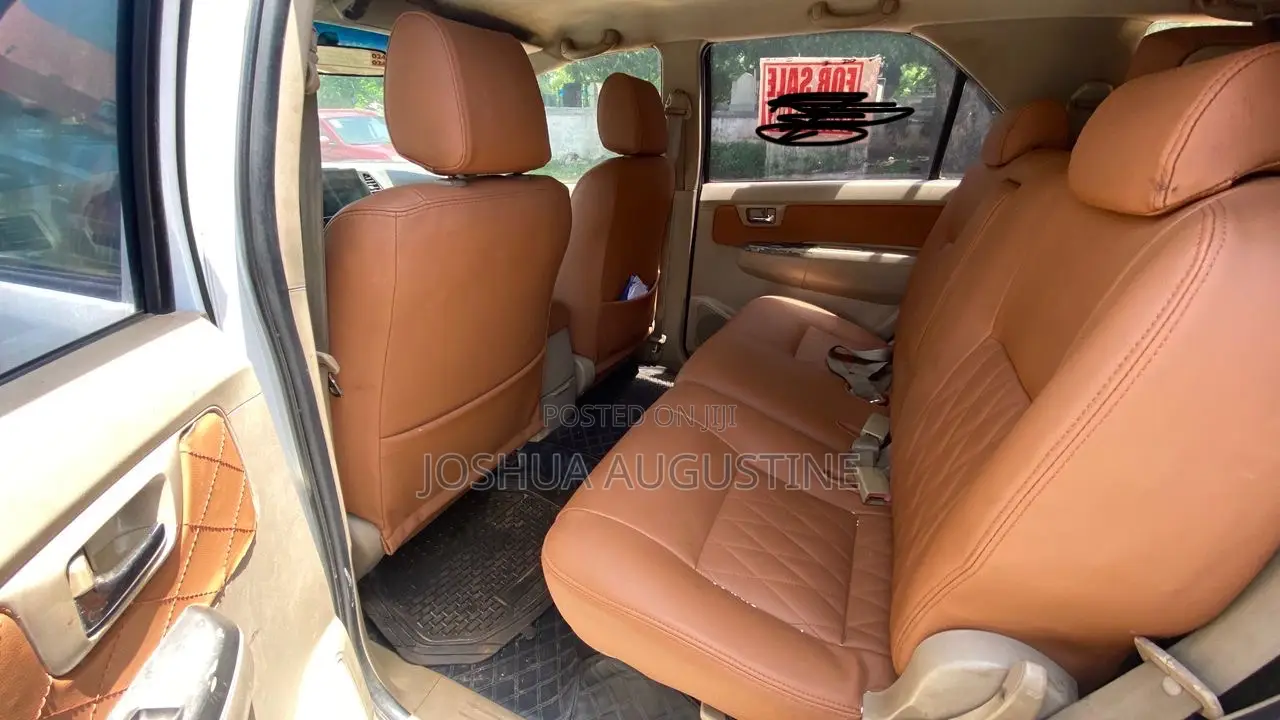 Toyota Fortuner 2009 White