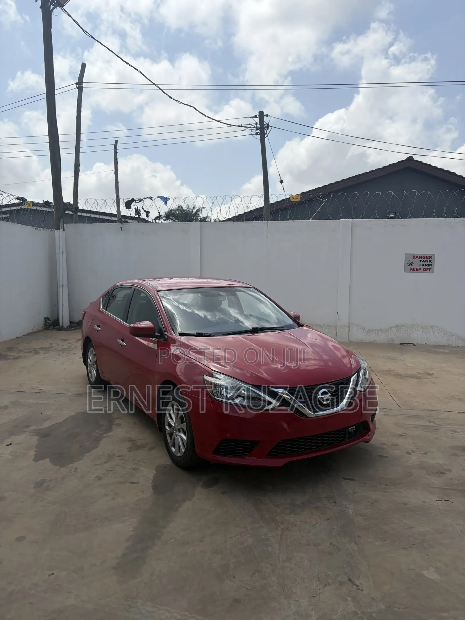 Nissan Sentra 2019 Red