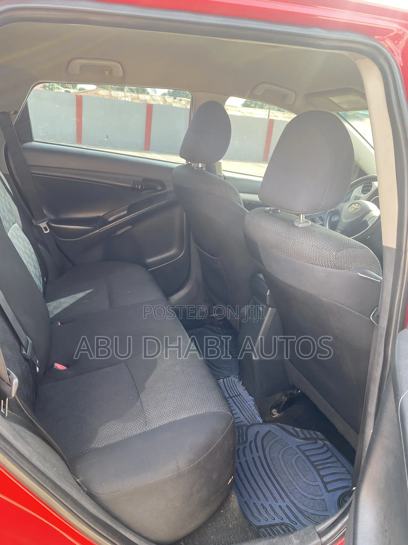 Toyota Matrix L Hatchback FWD (1.8L 4cyl 5A) 2013 Red