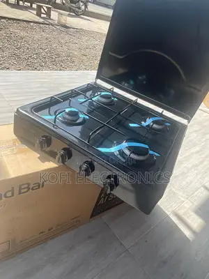 Volcano 4 Burner Gas Cooker With Spacious Cooking Surface