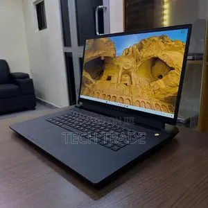 Laptop Alienware m17 R5 16GB AMD Ryzen 9 SSD 1T