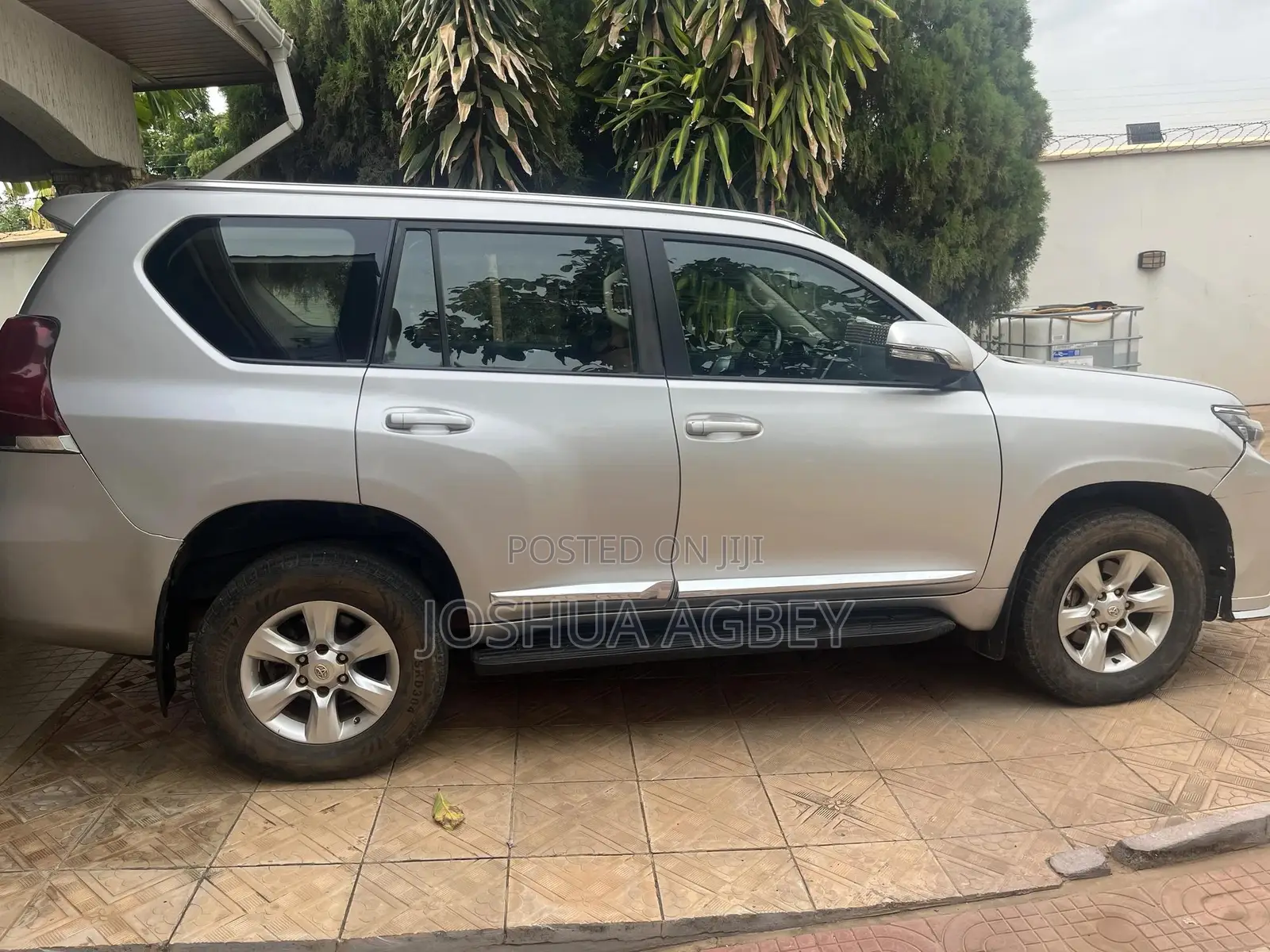 Toyota Land Cruiser Prado 2012 Silver