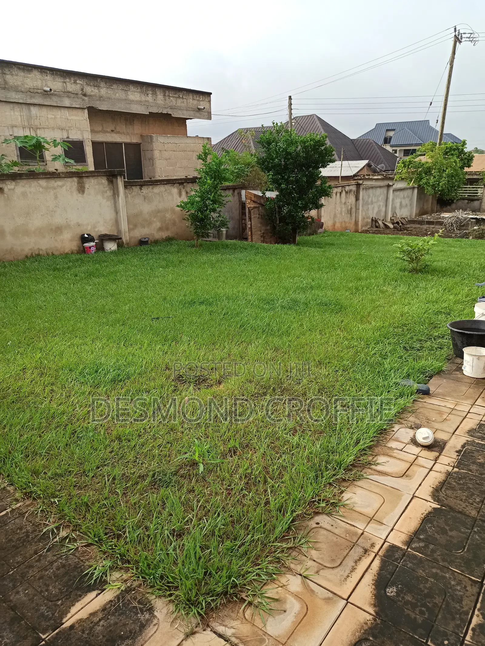 5bdrm House in Asokore Mampong Municipal for sale