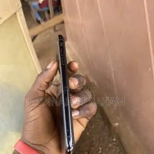 Apple iPhone XR 64 GB Black
