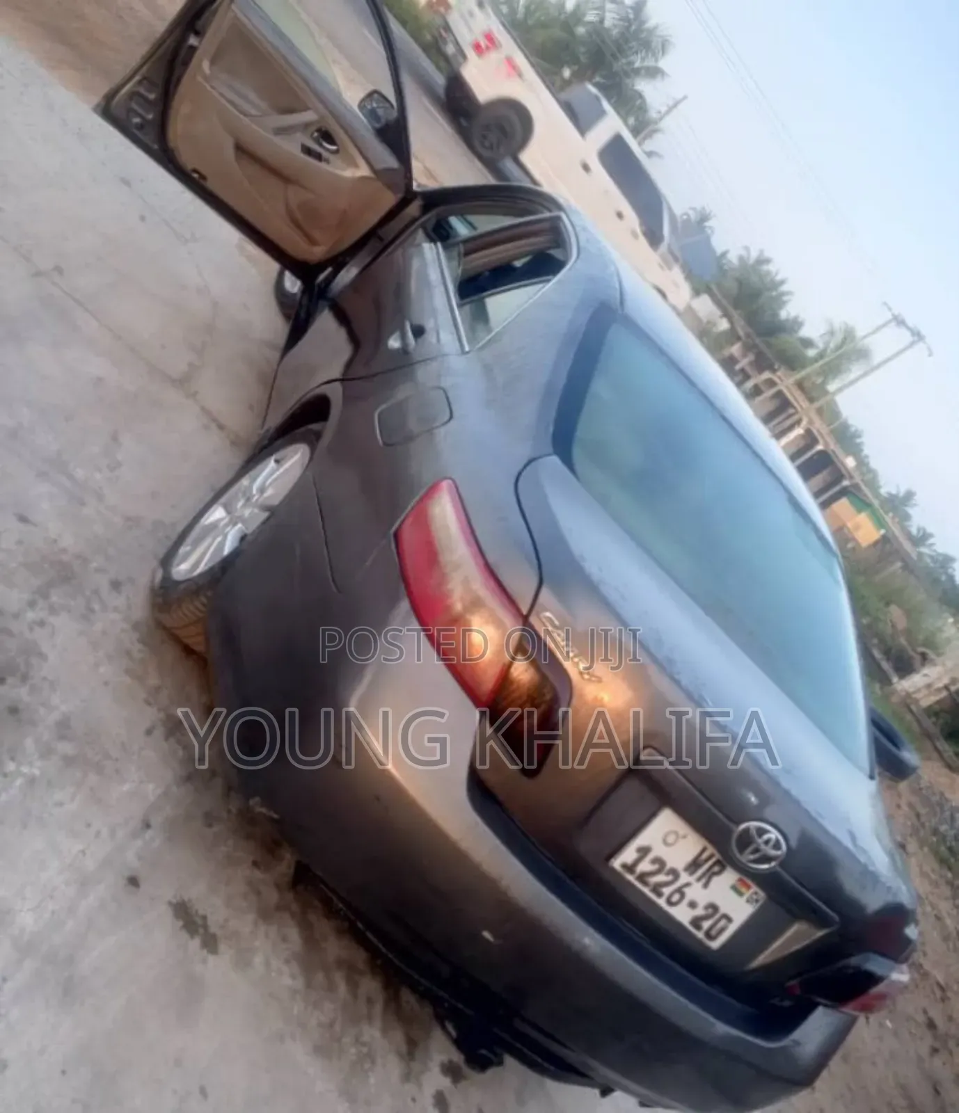 Toyota Camry 2010 Gray